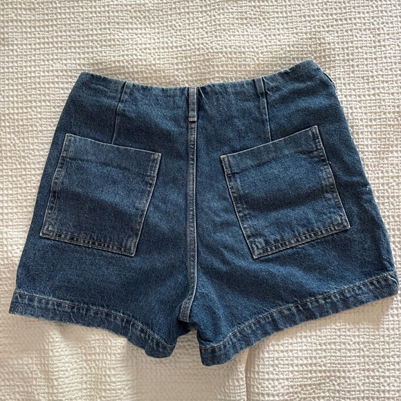 Zara Blue Jean Shorts with Gold Buttons - size 8 - Picture 3 of 3